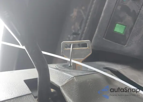 1987 Toyota 4Runner Rn60 из США, поврежденный, VIN JT4RN62S4H0116520